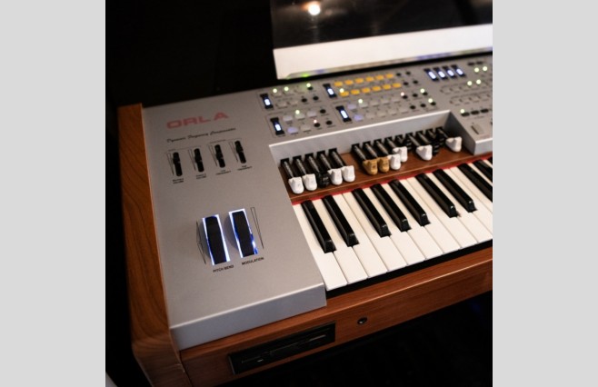 Used Orla GT8000 Sport Organ Budget Price Bargain (SN:6117446) - Image 4